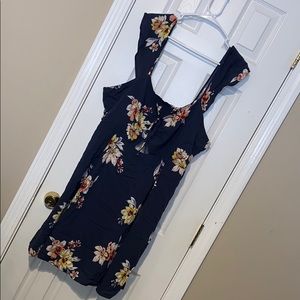 🐝Xhilaration floral dress